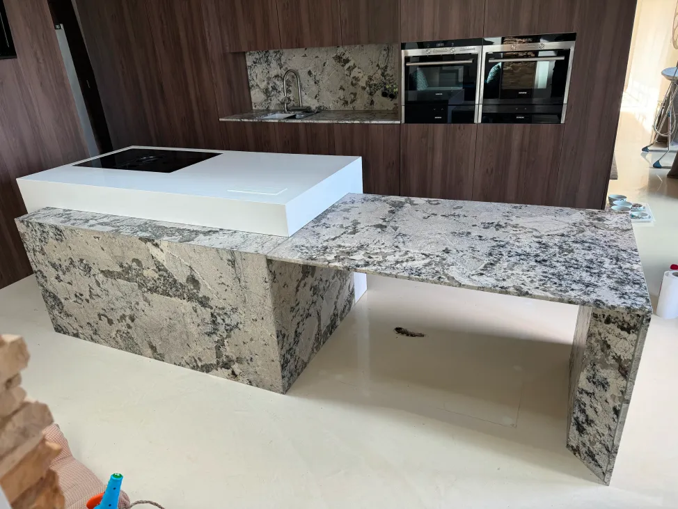 Mabrerie Piodi Plan De Travail Sur Mesure En Pierre Naturelle Metz BLOC 3 PHOTO F